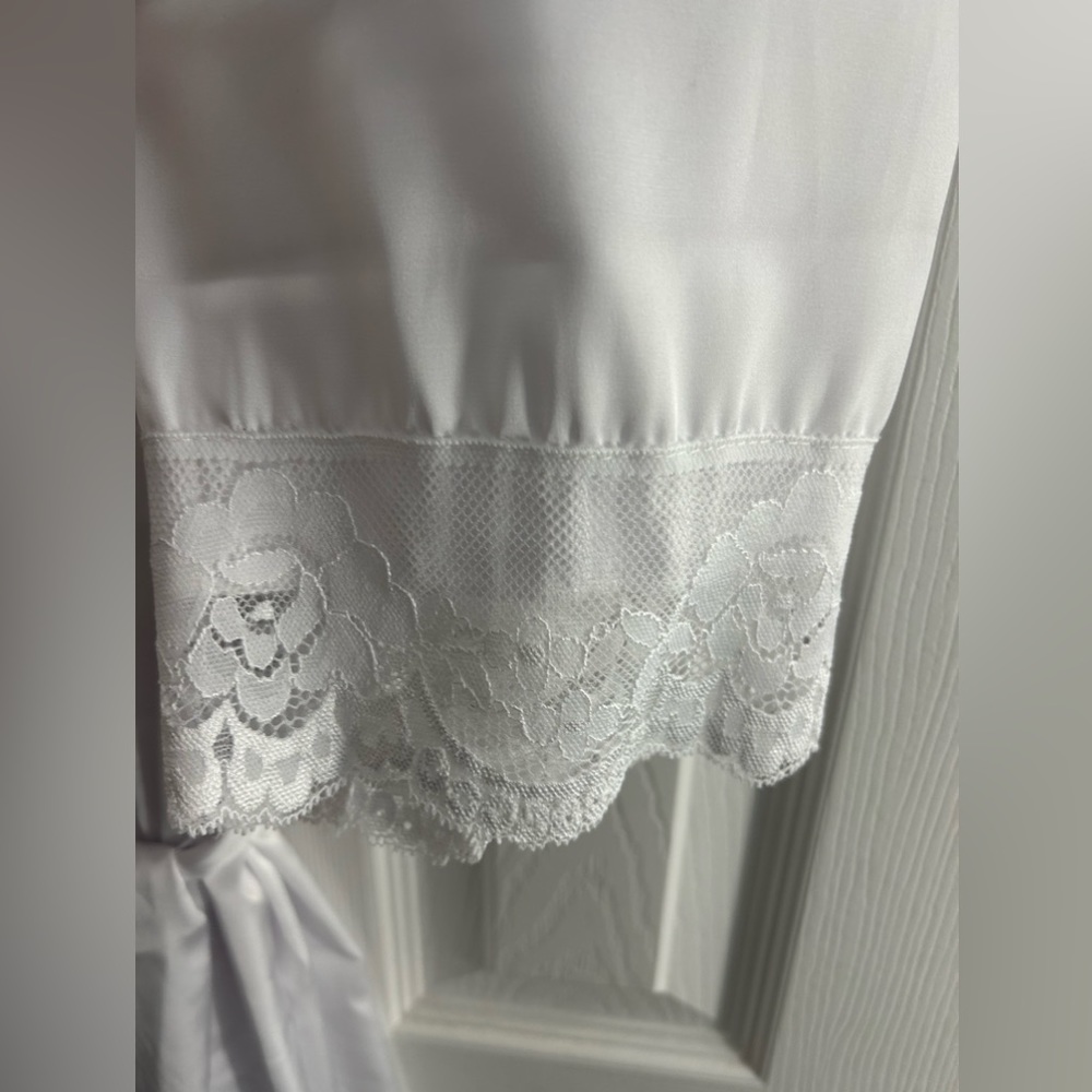 Bride Robe “Bride" On Back In Rose Gold - OS - Picture 4 of 4